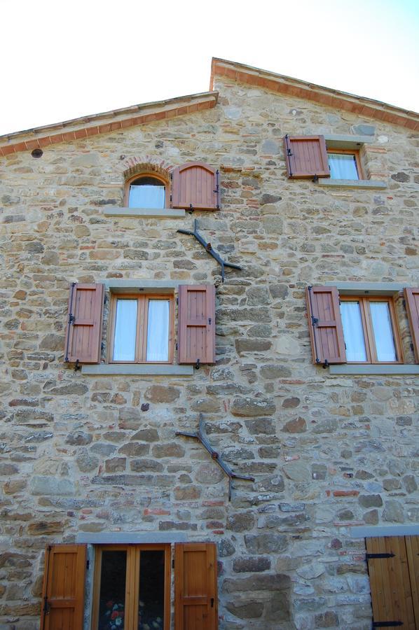 Agriturismo Borgo Del Senatore Ангьяри Экстерьер фото