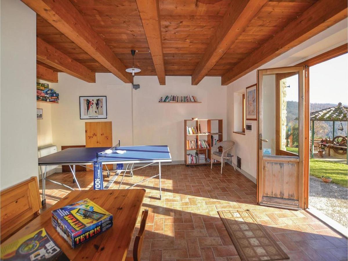 Agriturismo Borgo Del Senatore Ангьяри Экстерьер фото